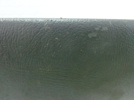 1999 - 2006 Chevrolet Silverado Tahoe Suburban Glove Box Door Assembly
