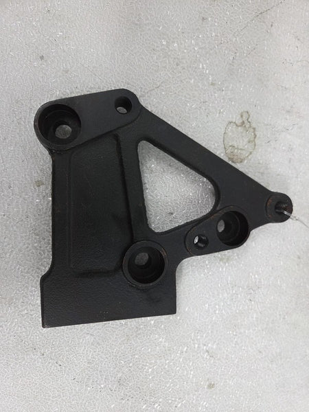 1984 AMC Eagle Steering Gear Box Mounting Bracket OEM 3235665