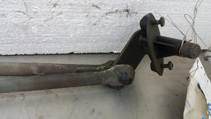 86 - 94 Ford Tempo Wiper Transmission Linkage OEM Mercury Topaz E83Z17