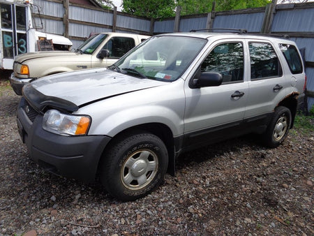 01 - 04 Ford Escape Engine Fuse Box YL8Z14A068AB