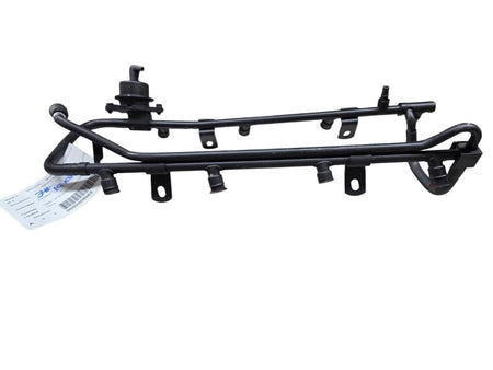 1985 - 1995 Ford F-150 Fuel Injection Rail OEM 5.0 L 302 F-250 Bronco