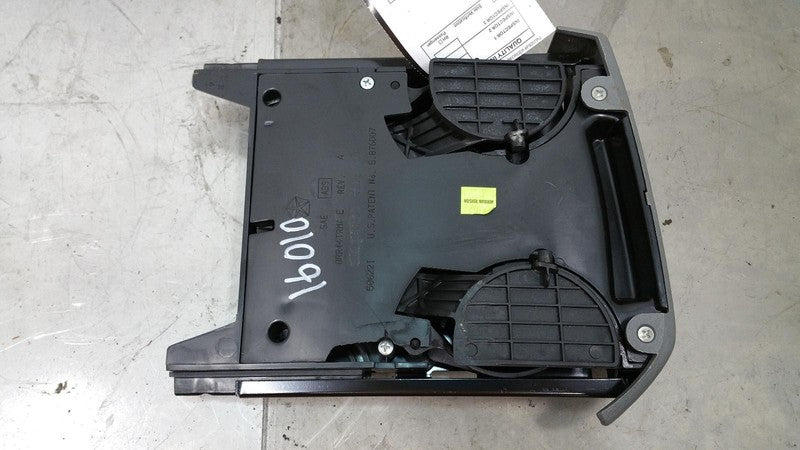 2001 - 2007 Dodge Caravan Front Cupholder Assembly 0RR44TRMAE Gray