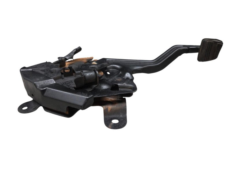 1999 - 2007 Chevrolet Silverado Emergency Parking Brake Pedal Assembly