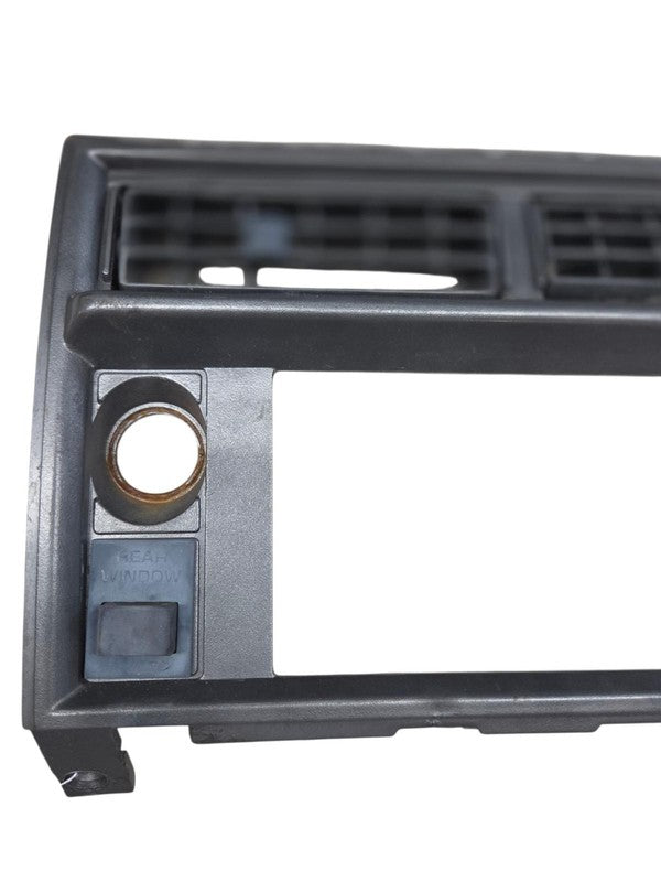 1988-94 Chevrolet S10 GMC S15 Radio Dash Trim Bezel W/ Lighter 1559579
