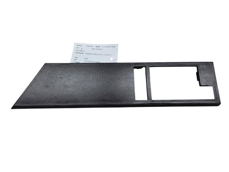 88 - 94 Chevrolet C1500 Door Handel Bezel Black Textured OEM 15553920 
