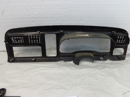 Dodge Dakota Bezel Instrument Panel Cluster Trim 99 00 5GD82DX9AC Dura