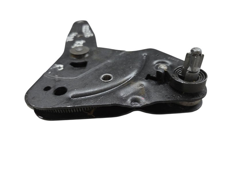 1995 - 1997 Chevrolet Blazer 4 door Right Front Seat Hinge GMC Jimmy