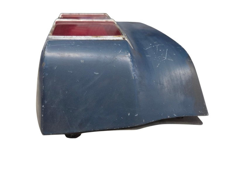 76 - 77 Oldsmobile Cutlass Tail Light Assembly Right Passenger Side OE