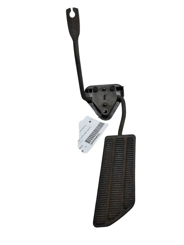 88 - 98 Chevrolet C1500 Gas Pedal Assembly OEM 15978191 GMC Suburban