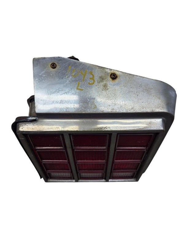 81 - 83 Oldsmobile Cutlass Tail Light Assembly 4 door Left Driver Side