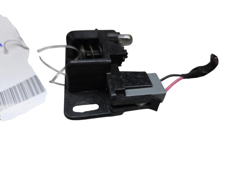 1991 - 1996 Jeep Cherokee Glove Box Lamp 8955001086