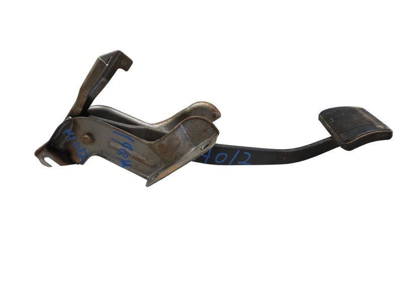 1999 - 2004 Jeep Grand Cherokoee Brake Pedal Assembly OEM 52128152