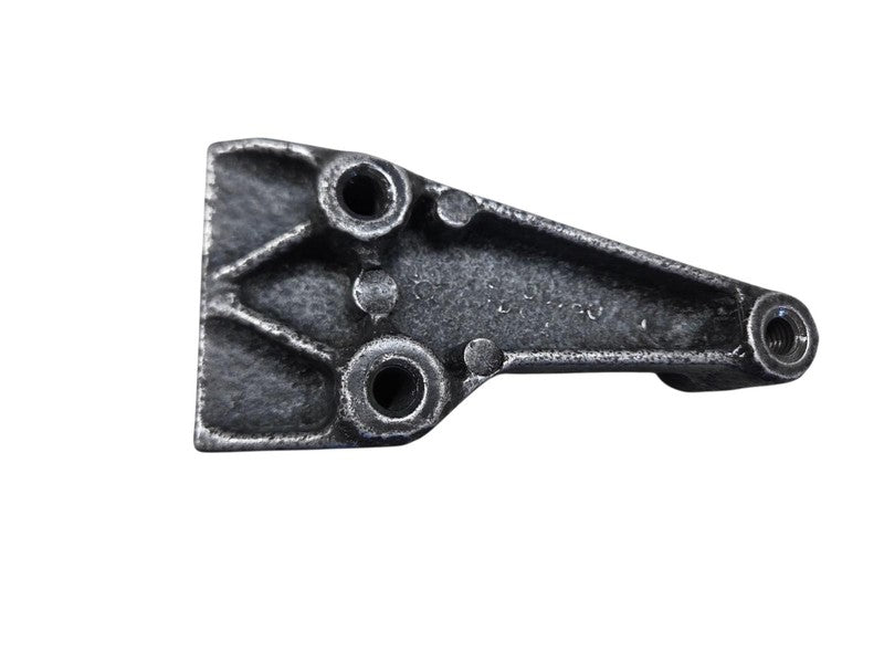 1993 - 1998 Jeep Grand Cherokee 4.0 L Lower Alternator Bracket 5300760