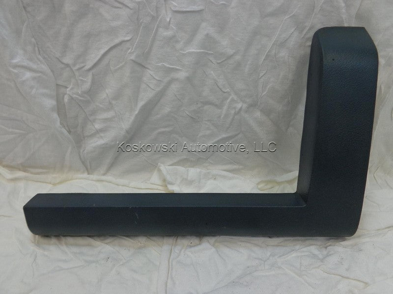 15690008 Lower Dash Trim Pad 88 Chevy C1500 GMC 15590572