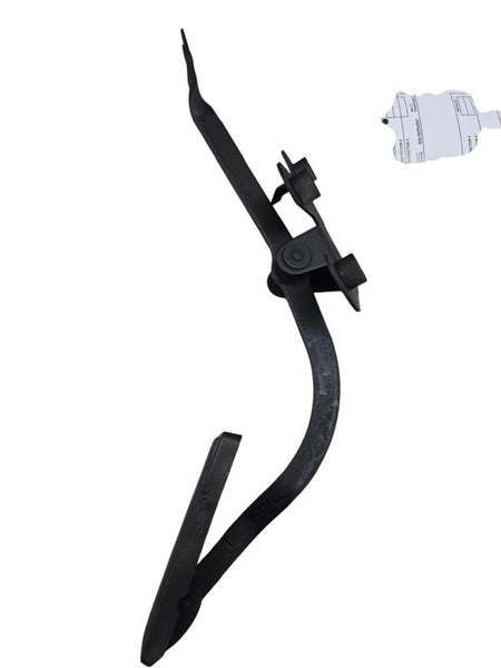 99 - 04 Ford F-250 Super Duty Gas Pedal Assembly F81A-9726-AC