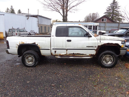 1998 Dodge Ram 2500 Engine Fuse Box OEM 5.9L Gas Automatic 4WD