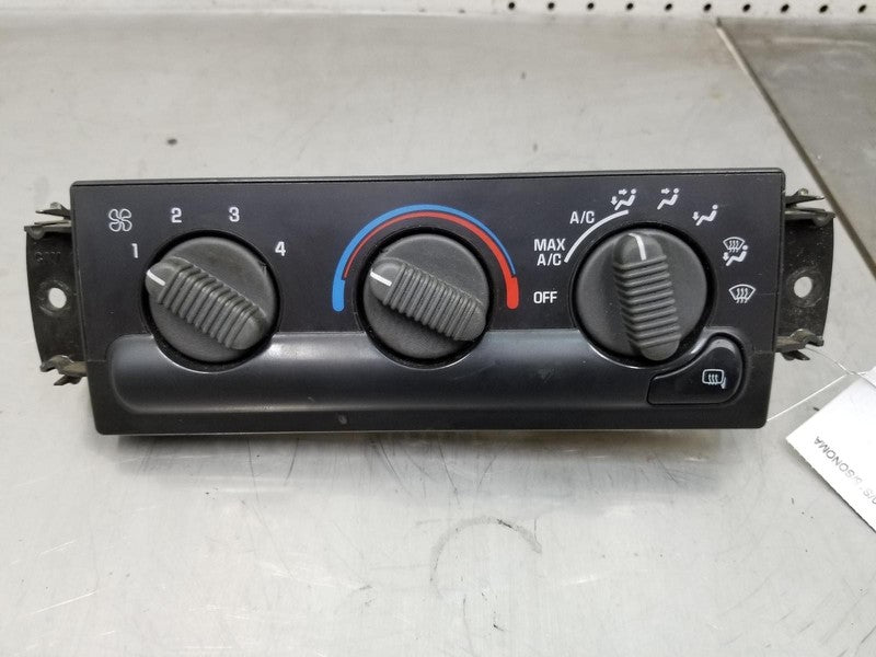 99 - 04 Chevrolet S10 Dash Heater Control w/AC GMC Sonoma 16250565 150