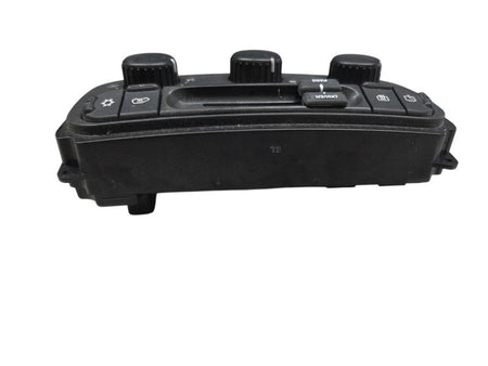 04 - 07 Chrysler Town & Country Dash Heater Control Dodge Caravan 0517