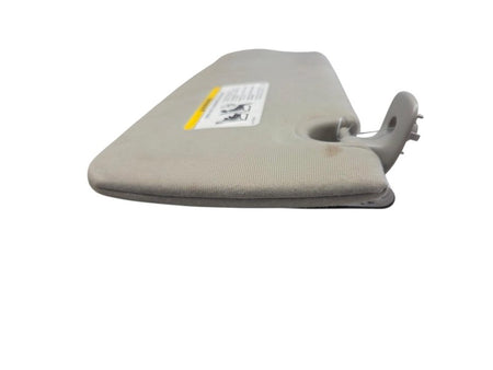 04 - 05 Dodge Caravan Sunvisor Sun Visor Right Passenger Side OEM 0YX6