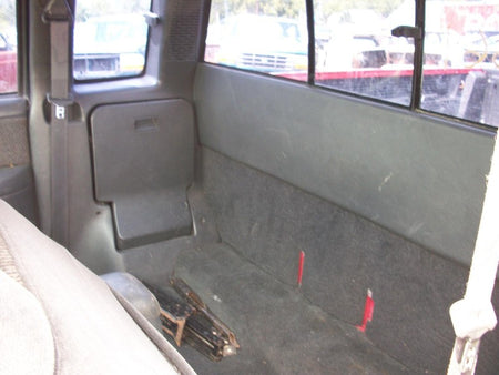 1995 - 1997 Chevrolet S10 Lower Dash Filler Panel Cover OEM 15708252 G