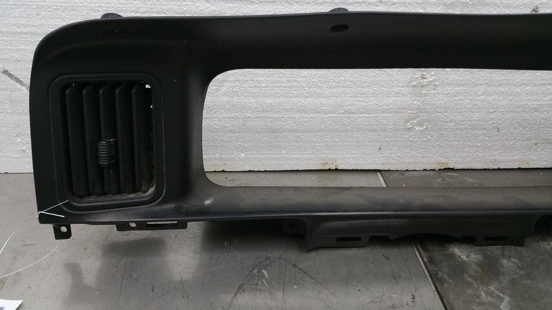 96 - 98 Jeep Grand Cherokee Dash Bezel 4732042 OEM
