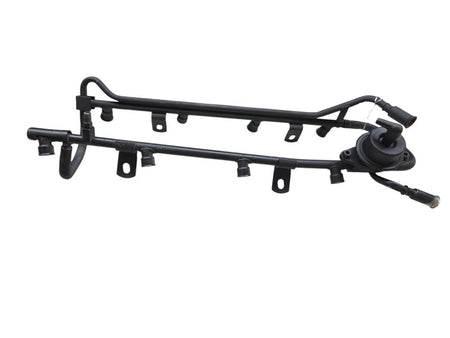 1985 - 1995 Ford F-150 Fuel Injection Rail OEM 5.0 L 302 F-250 Bronco