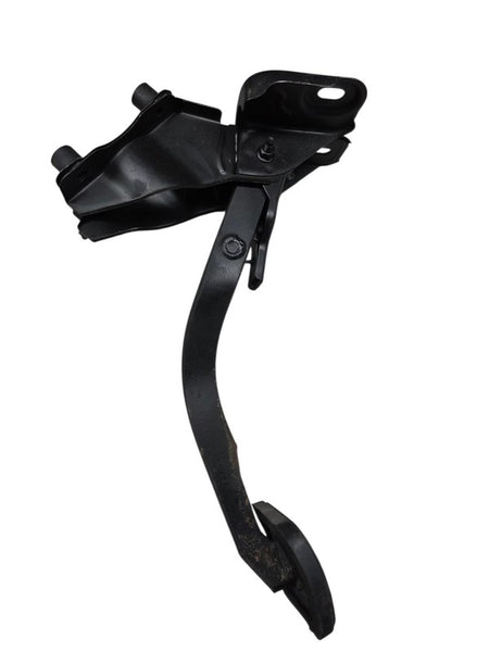 2001 - 2004 Ford Escape Brake Pedal Assembly OEM