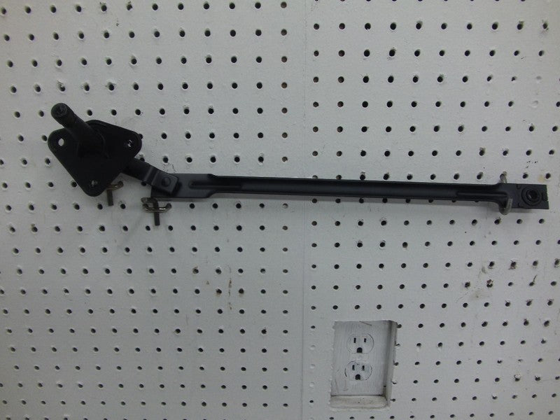 73-79 Ford F100 F150 F250 Bronco RH Wiper Transmission Linkage D9TZ-17