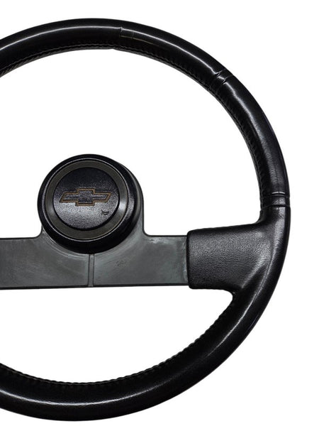 Steering Wheel Assmbly fits 82 - 92 Chevrolet S10 Blazer 16750135 2 sp