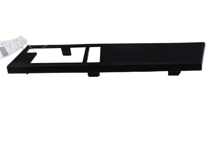 88 - 94 Chevrolet C1500 Door Handel Bezel Black Textured OEM 15553920 