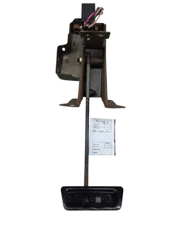 1991 - 1996 Jeep Cherokee Brake Pedal Assembly OEM