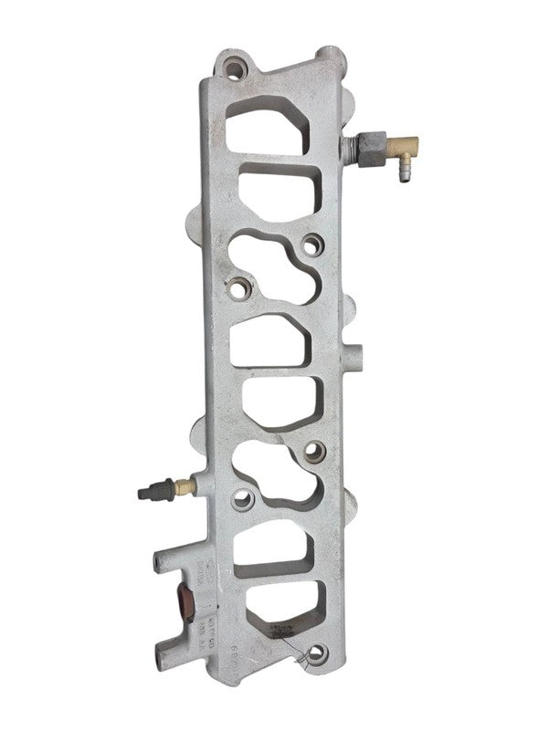 90 - 95 Ford Ranger Fuel Injection Rail 4.0 L Explorer Aerostar 90TF-9
