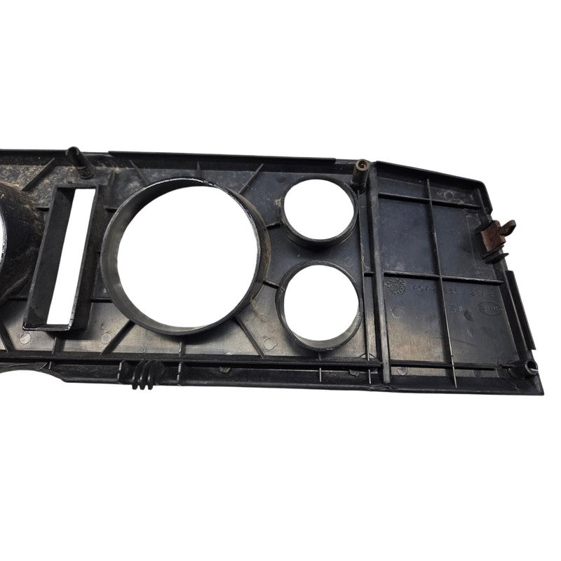 82 - 85 Chevrolet S10 Dash Bezel Speedometer Trim w/o AC GMC S15 14042