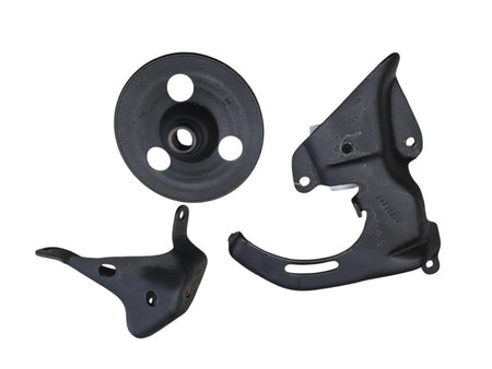 1990 Chevrolet Caprice Power Steering Pump Bracket and Pulley OEM 2252