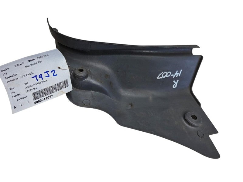 1998 - 2000 Nissan Frontier Kick Panel Right Passenger Gray 66900-3S50