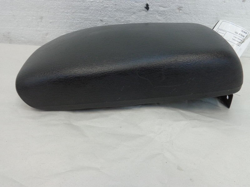2002-2007 Jeep Liberty Center Console Vinyl Armrest Lid Assembly OEM K