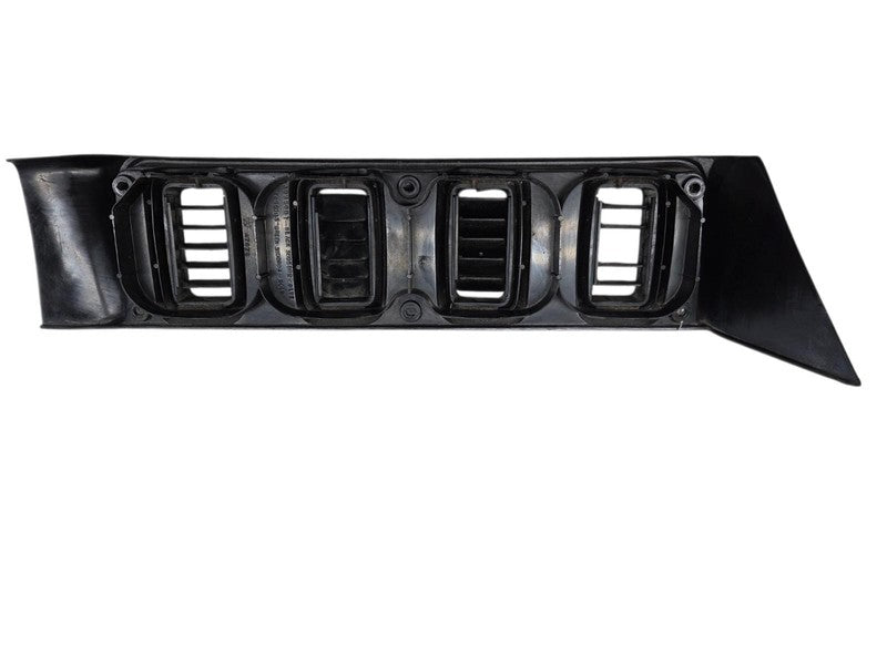 74 – 77 Dodge Van AC Heater Center Dash Vent Panel 3895090 B100 B200
