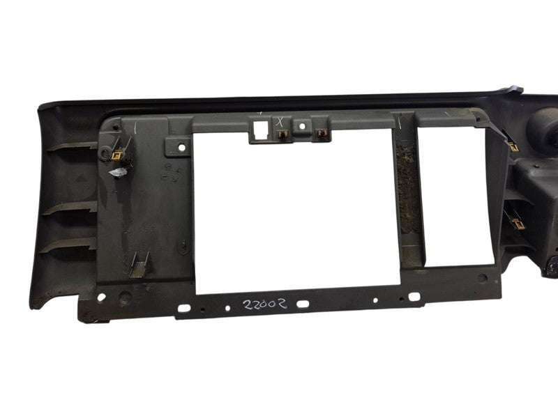 2003 - 2006 Chevrolet Silverado Glove Box Surround Dash Panel 15204270