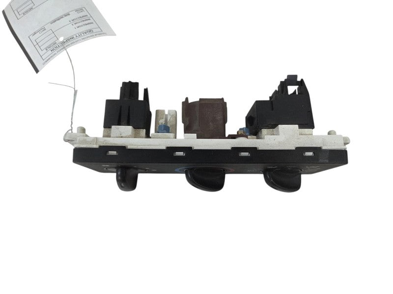 01 - 02 Ford Ranger Dash Heater Control w/AC OEM