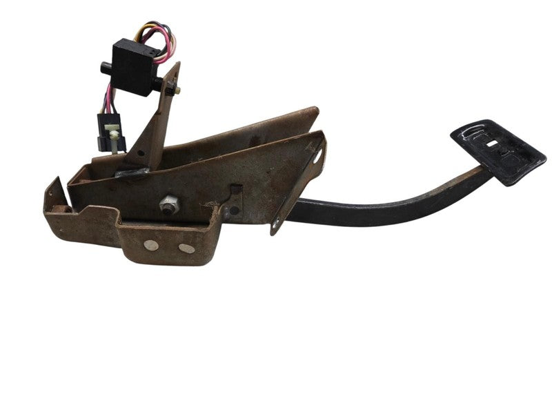 1991 - 1996 Jeep Cherokee Brake Pedal Assembly OEM