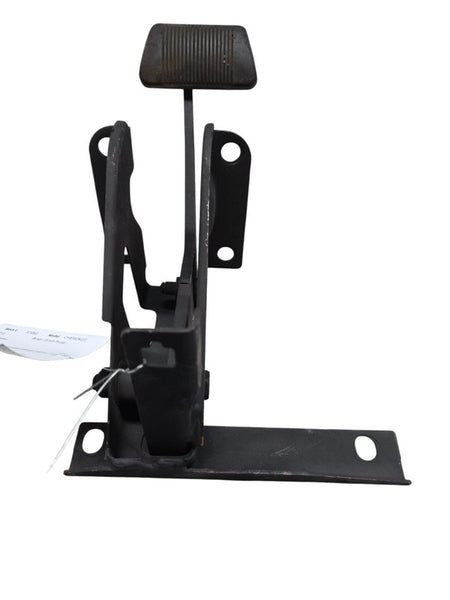 97 - 01 Jeep Cherokee Brake Pedal Assembly OEM
