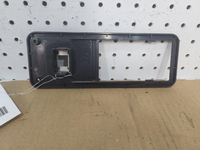Rear Door Handle Bezel removed from a 1993 Jeep Cherokee Black