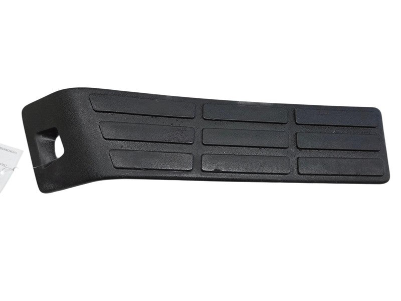 Bumper Step Pad fits 94 - 97 Chevrolet S10 OEM 15647617