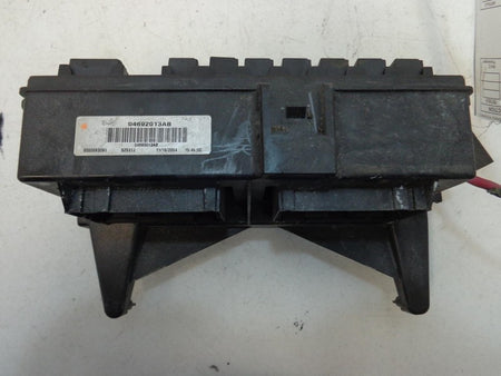 04 - 06 Dodge Durango Engine Fuse Box 04692013AB