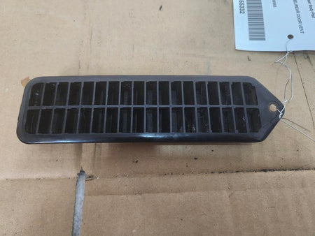 87-96 Jeep Cherokee XJ Fresh Air Vent Louver Rear Door Sill OEM 895500