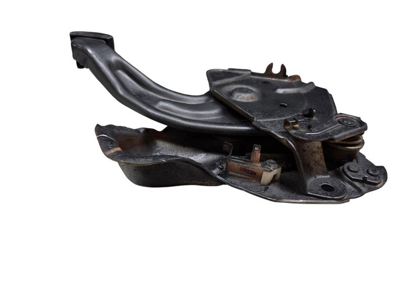 1995 - 1998 Chevrolet C1500 Emergency Parking Brake Pedal Assembly GMC