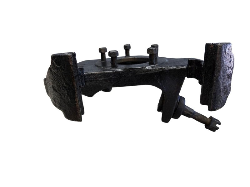 84 - 90 Ford Bronco II Steering Knuckle Left Driver Side Ranger E8TZ31
