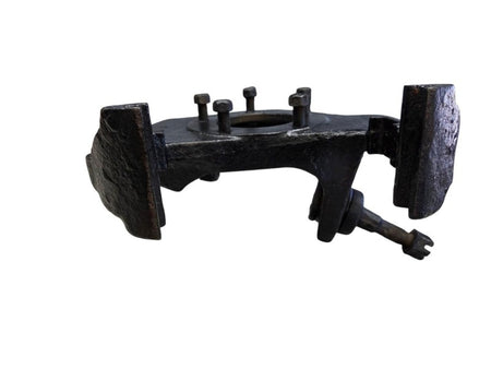 84 - 90 Ford Bronco II Steering Knuckle Left Driver Side Ranger E8TZ31