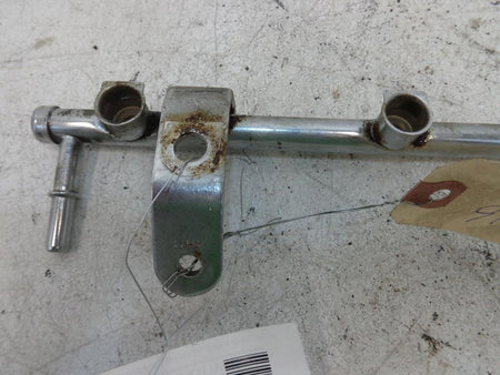 01-03 Chrysler Pt Cruiser 2.4L Fuel Rail OEM 04669768