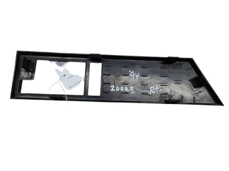 88 - 94 Chevrolet C1500 Door Handel Bezel Black Textured OEM 15553920 